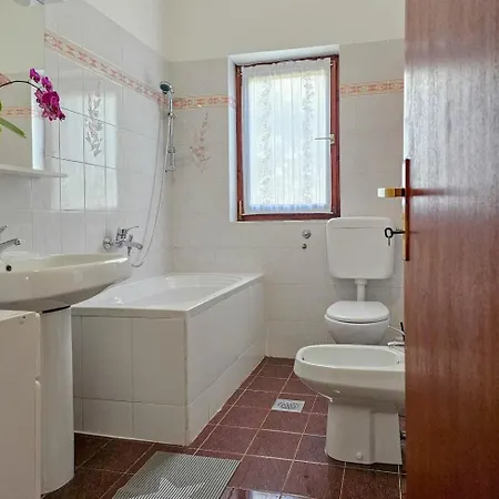 Apartment Pjerina Two